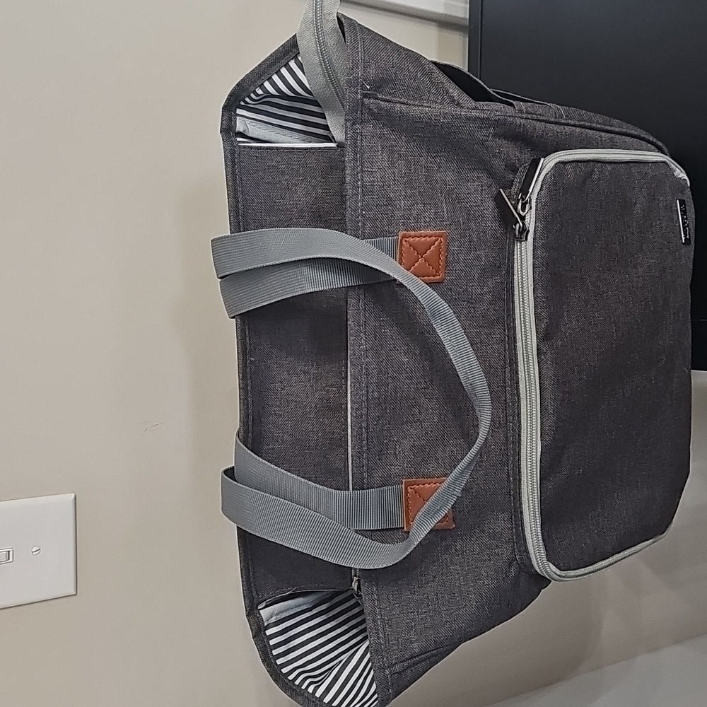 Gray  And White Tote Bag with Caramel Colored Pouch